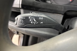 ruskea (beige) Volkswagen Transporter 2018 kuva 19.