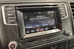 ruskea (beige) Volkswagen Transporter 2018 kuva 23.