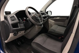 sininen Volkswagen Transporter 2018 kuva 6.