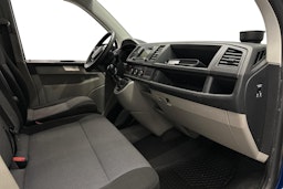 sininen Volkswagen Transporter 2018 kuva 9.