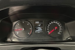 sininen Volkswagen Transporter 2018 kuva 15.