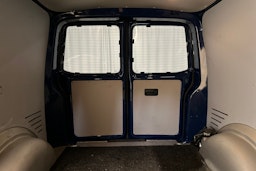 sininen Volkswagen Transporter 2018 kuva 21.
