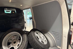 Valkoinen Volkswagen TRANSPORTER 2018 kuva 17.