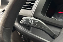 Valkoinen Volkswagen TRANSPORTER 2018 kuva 23.