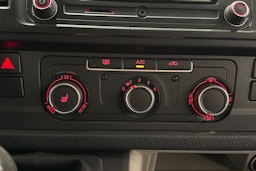 Sininen Volkswagen TRANSPORTER 2018 kuva 19.