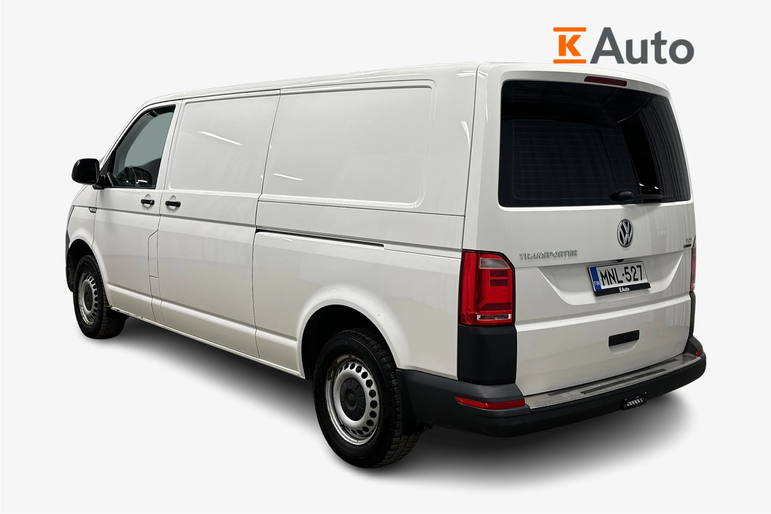 valkoinen Volkswagen Transporter 2018 kuva 2.