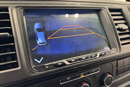 harmaa Volkswagen Transporter 2018 kuva 10.