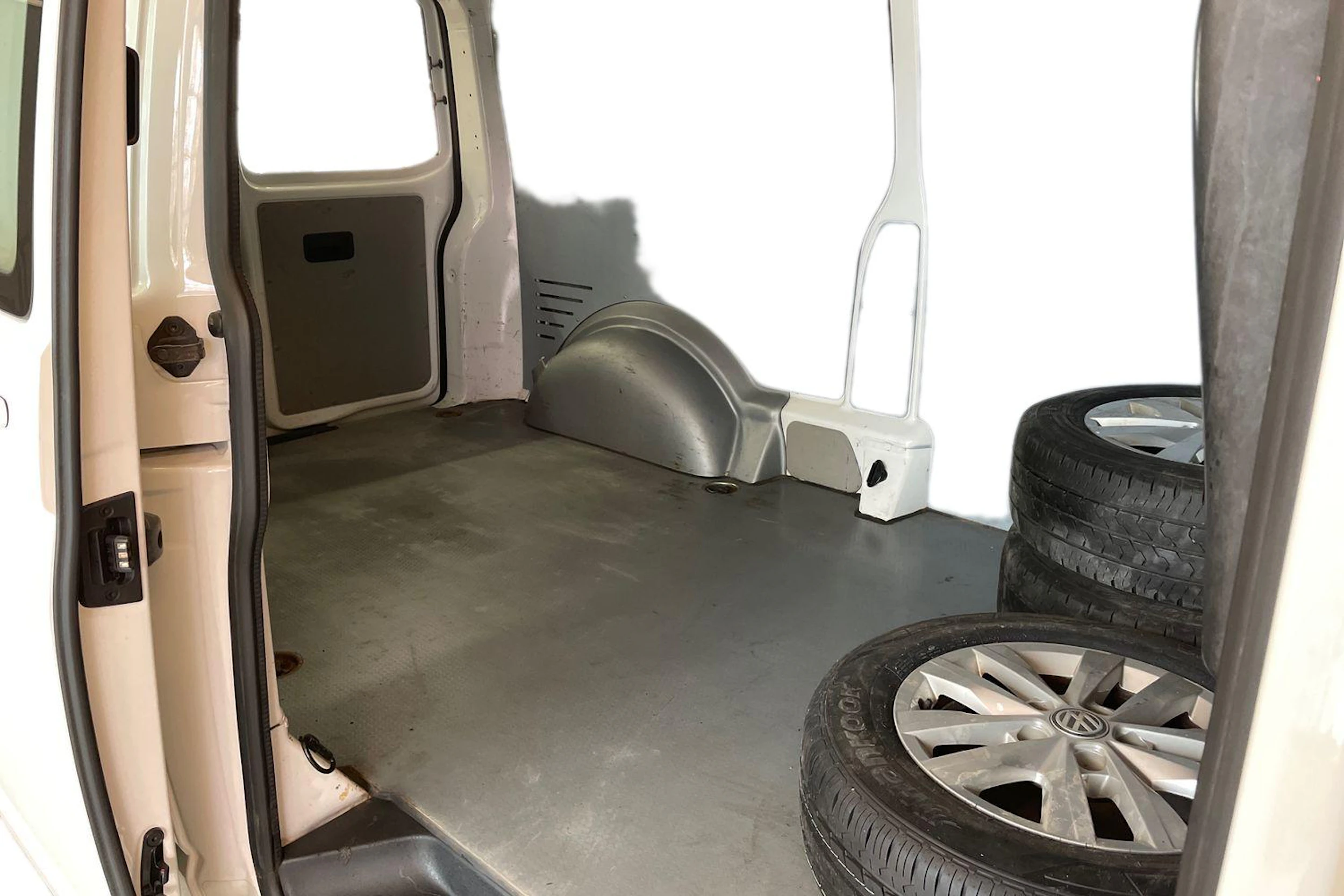 Valkoinen Volkswagen TRANSPORTER 2018 kuva 8.