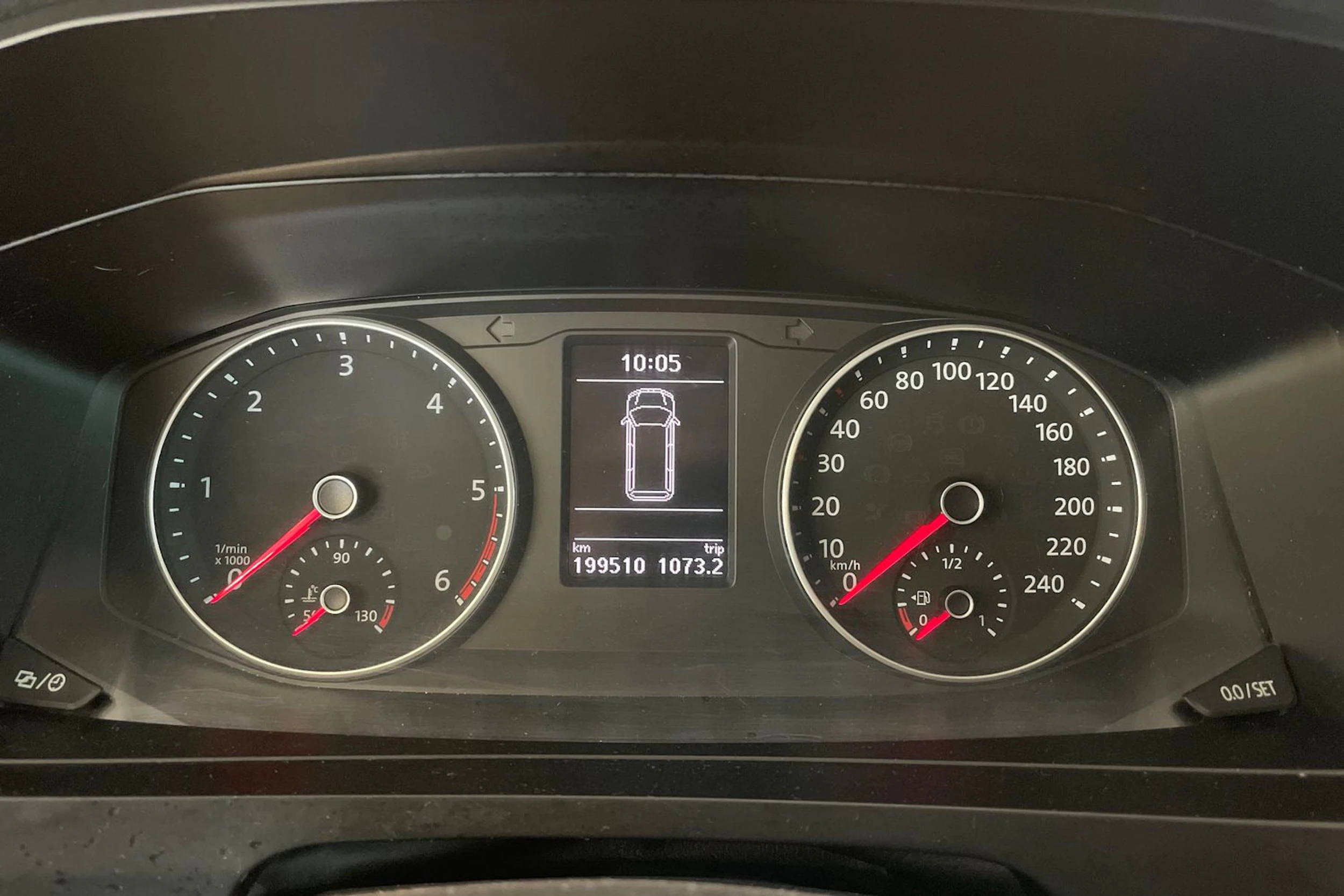 Valkoinen Volkswagen TRANSPORTER 2018 kuva 10.