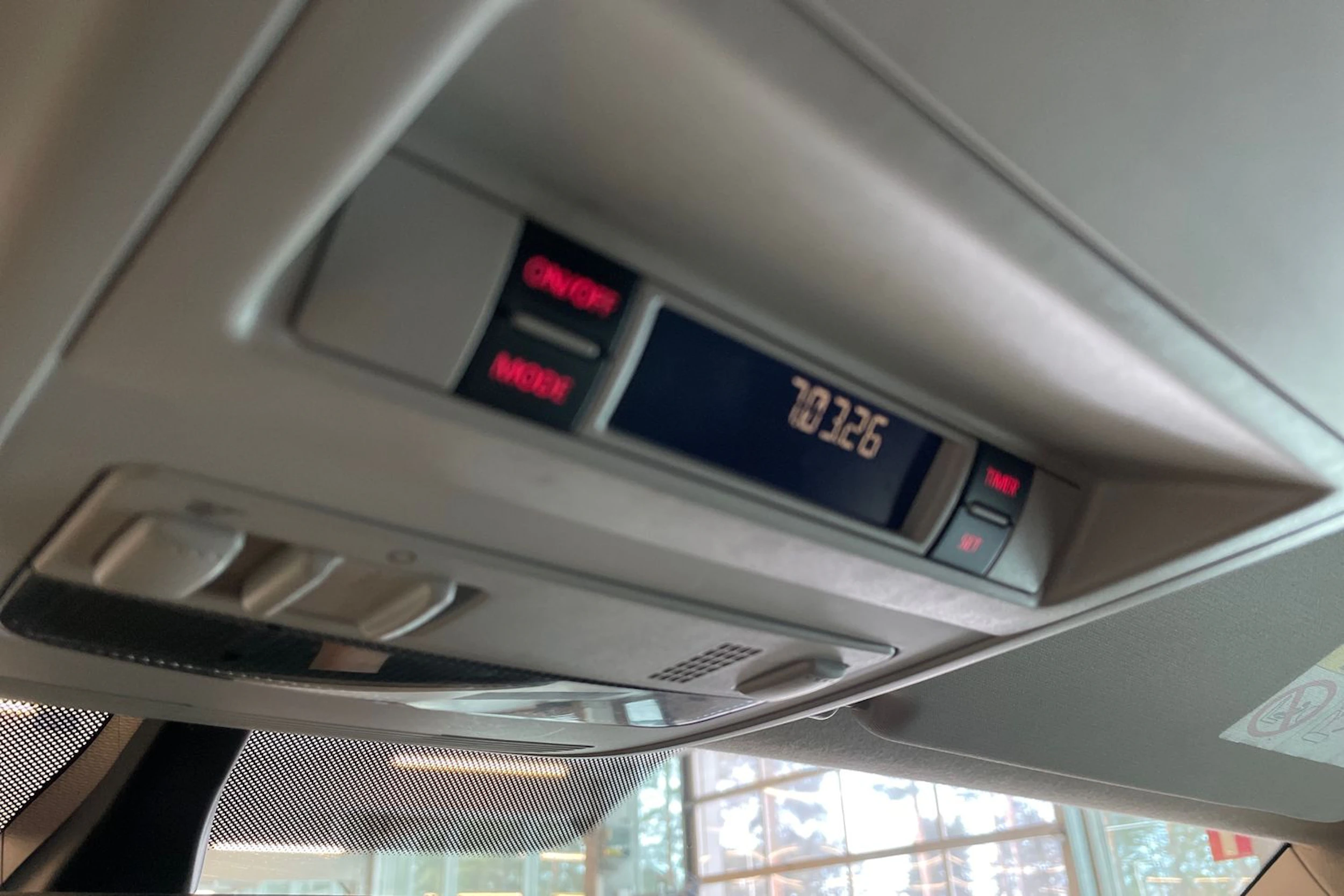 Valkoinen Volkswagen TRANSPORTER 2018 kuva 12.