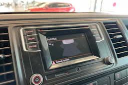 Valkoinen Volkswagen TRANSPORTER 2018 kuva 13.