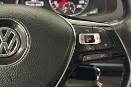 valkoinen Volkswagen Transporter 2018 kuva 21.