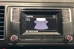 valkoinen Volkswagen Transporter 2018 kuva 23.