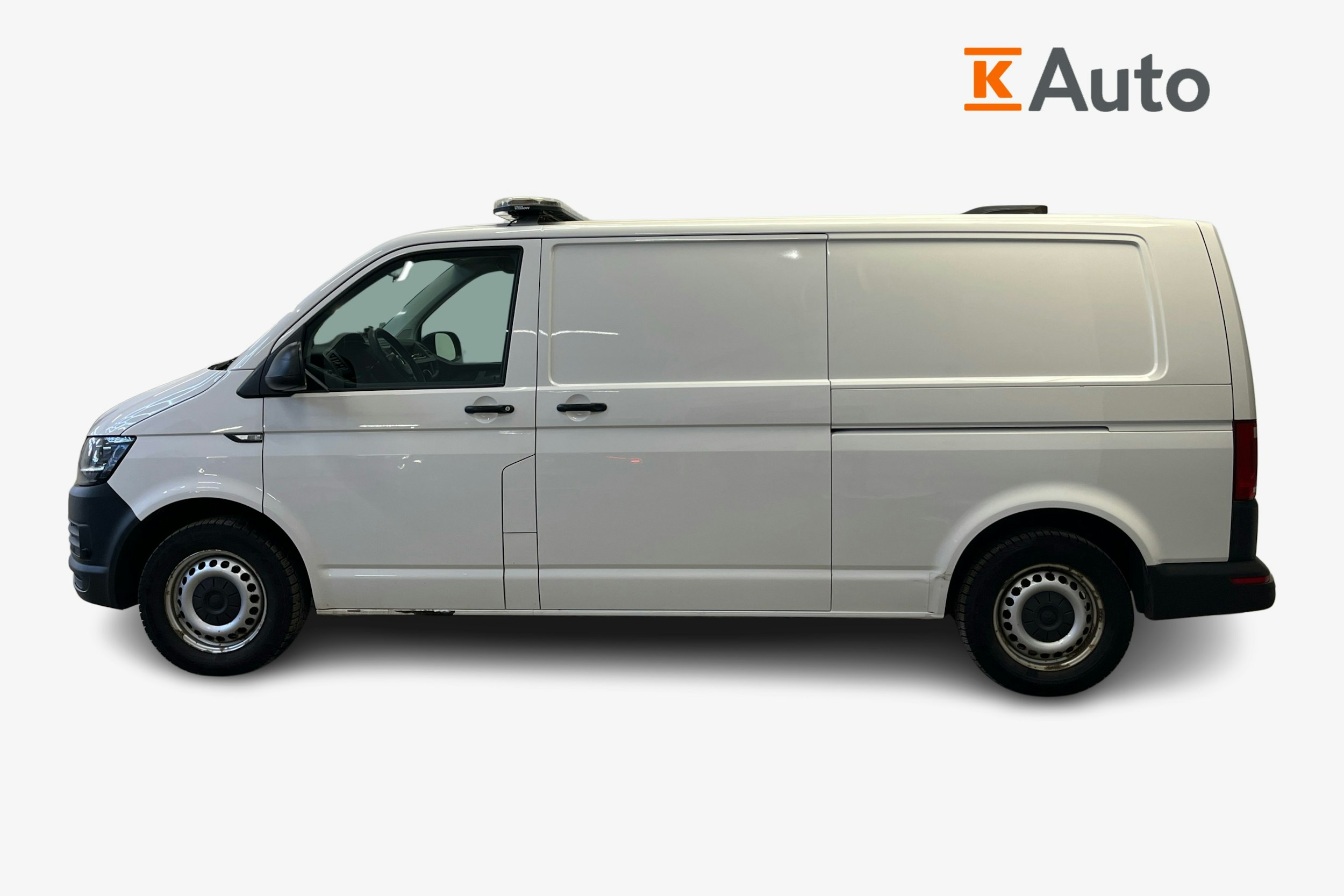 valkoinen Volkswagen Transporter 2018 kuva 5.