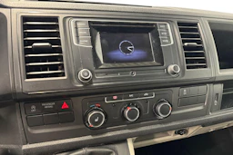 met. musta Volkswagen Transporter 2018 kuva 9.