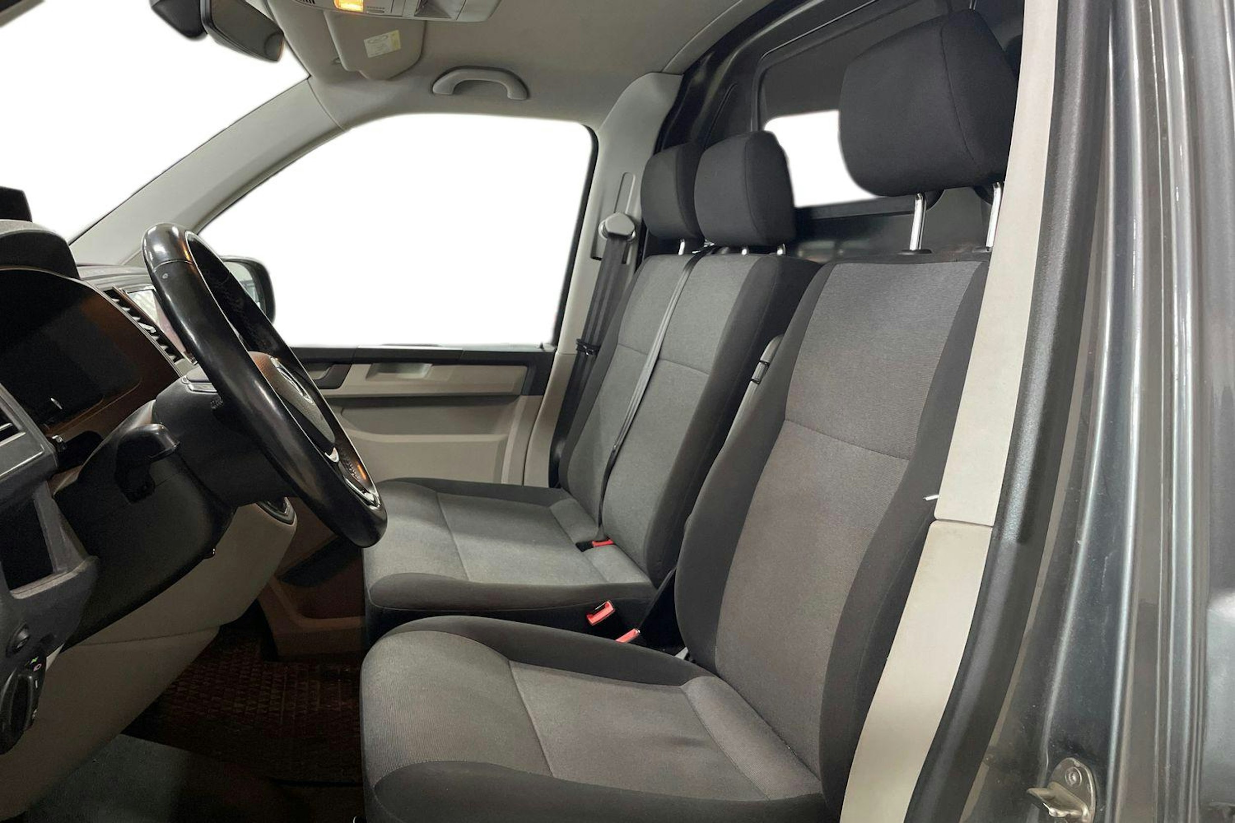 Harmaa Volkswagen TRANSPORTER 2018 kuva 11.