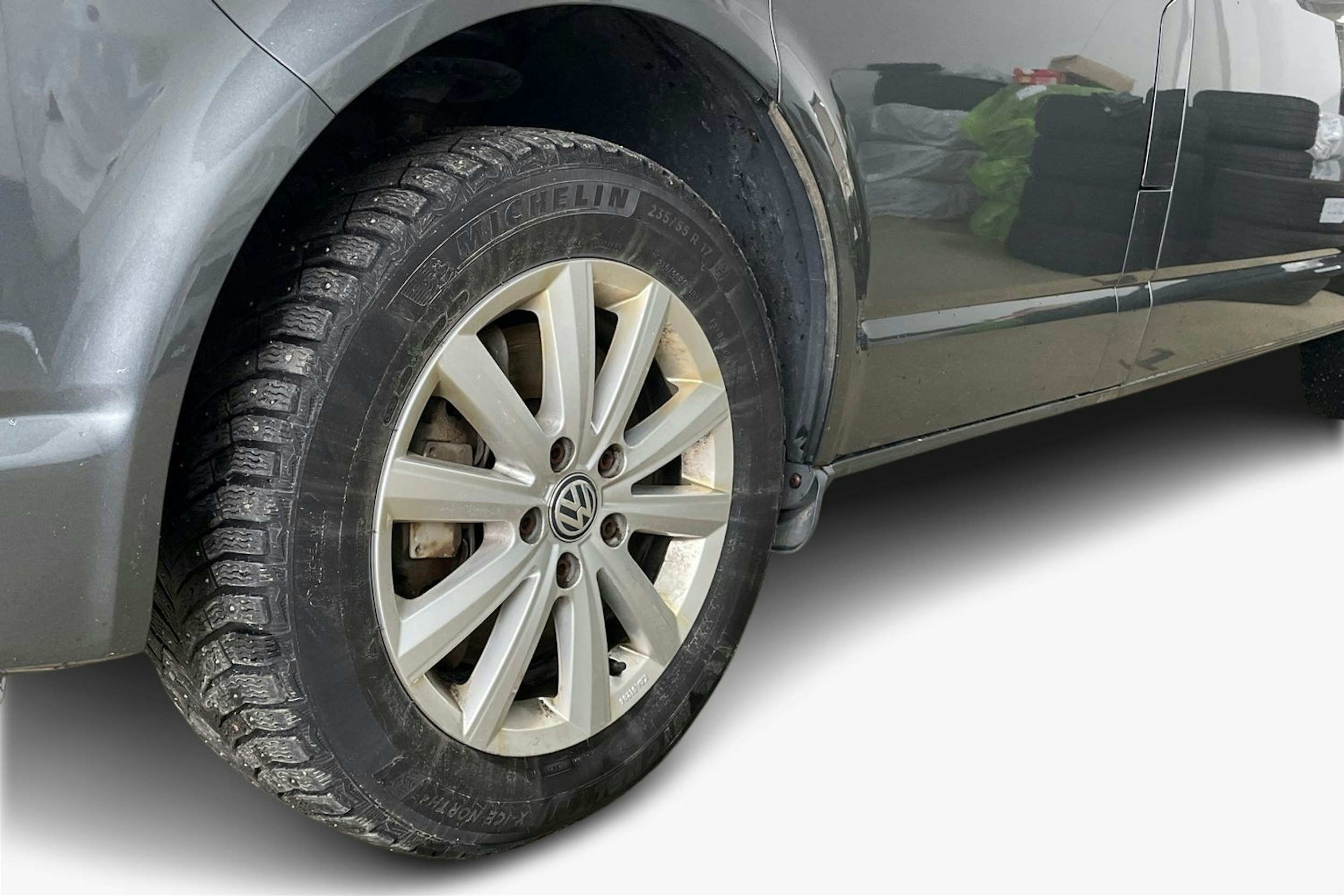 Harmaa Volkswagen TRANSPORTER 2018 kuva 12.