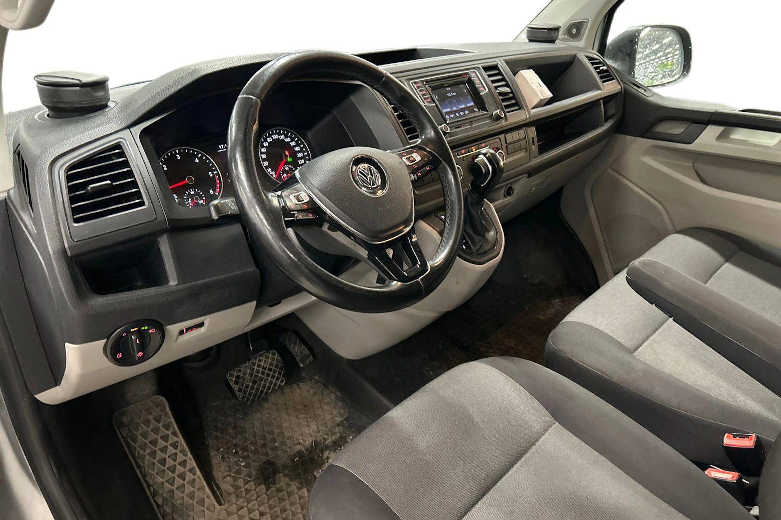 hopea Volkswagen Transporter 2018 kuva 3.