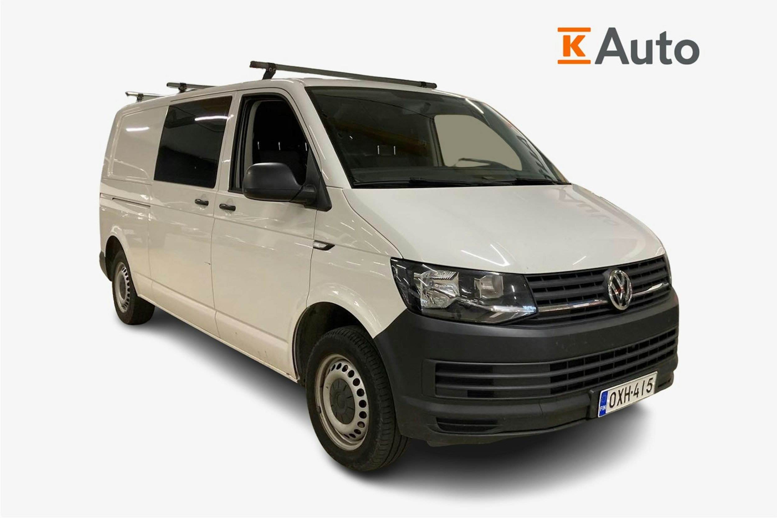 valkoinen Volkswagen Transporter 2018 kuva 1.