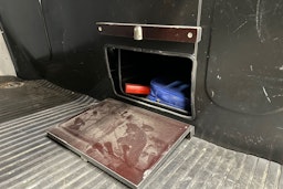 valkoinen Volkswagen Transporter 2018 kuva 17.