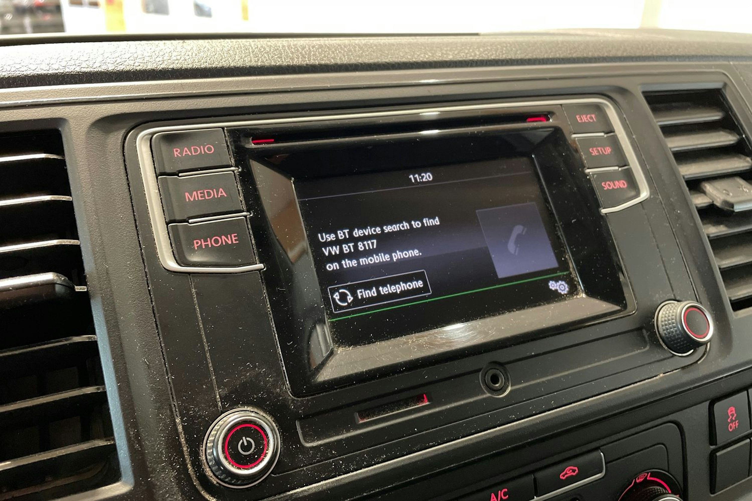 Vihreä Volkswagen TRANSPORTER 2018 kuva 20.