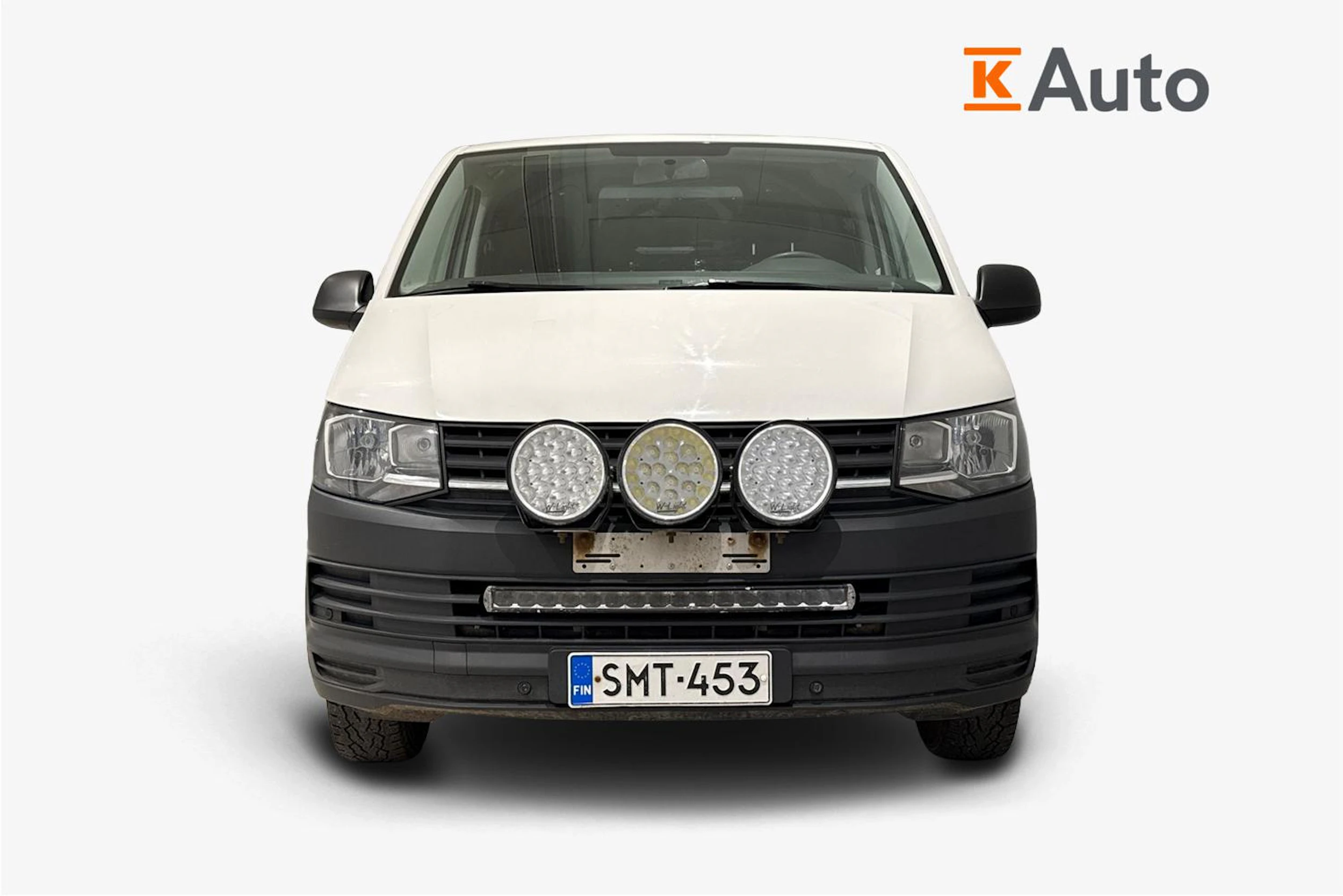 valkoinen Volkswagen Transporter 2018 kuva 5.