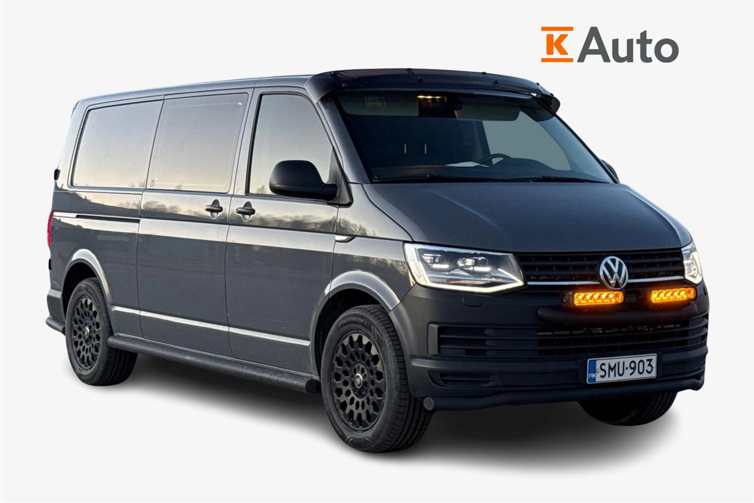 harmaa Volkswagen Transporter 2018 kuva 1.