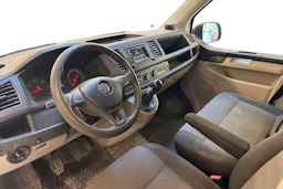 Valkoinen Volkswagen TRANSPORTER 2018 kuva 3.
