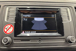 valkoinen Volkswagen Transporter 2018 kuva 13.