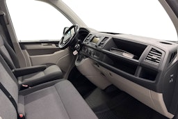 valkoinen Volkswagen Transporter 2018 kuva 9.
