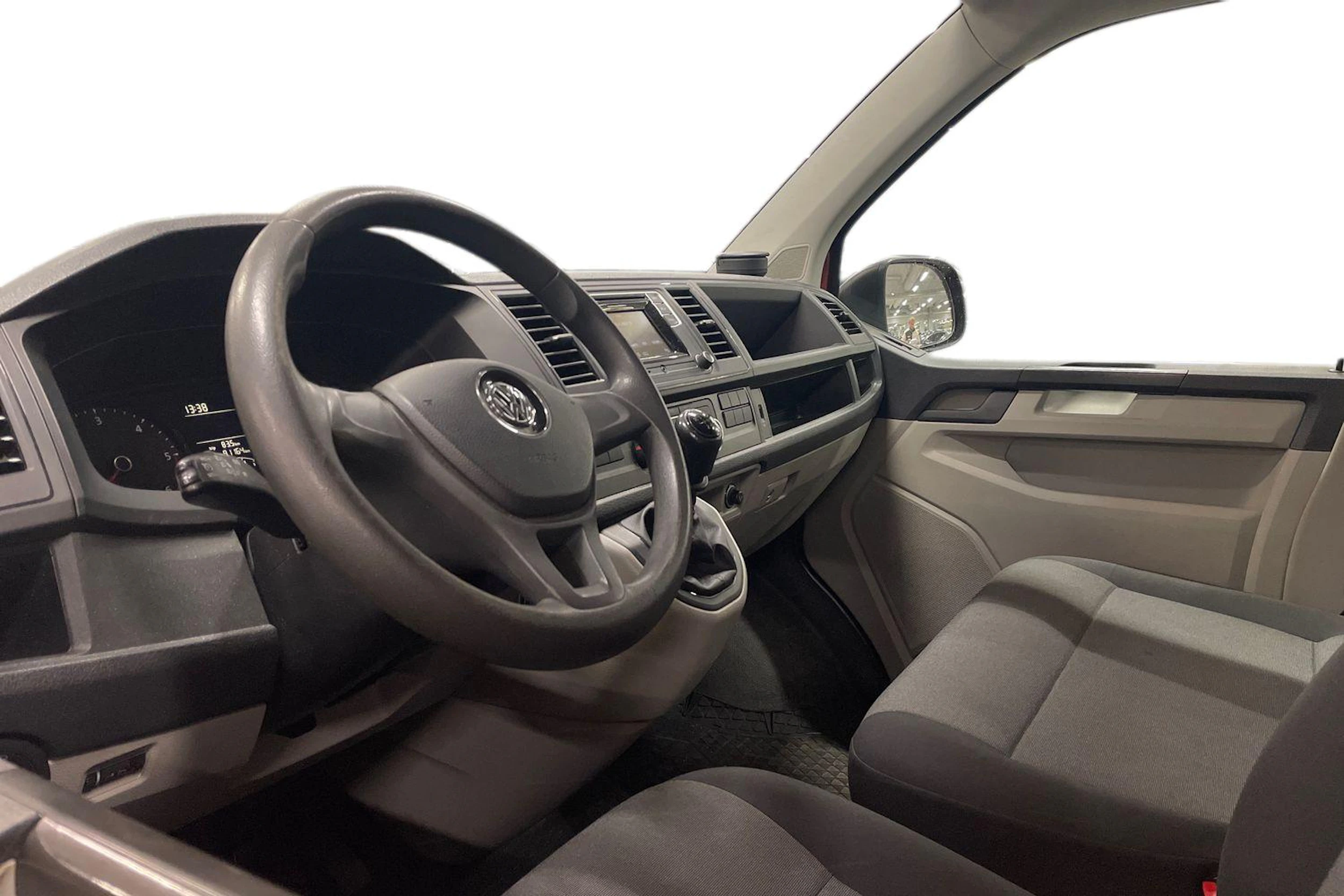 punainen Volkswagen Transporter 2018 kuva 3.