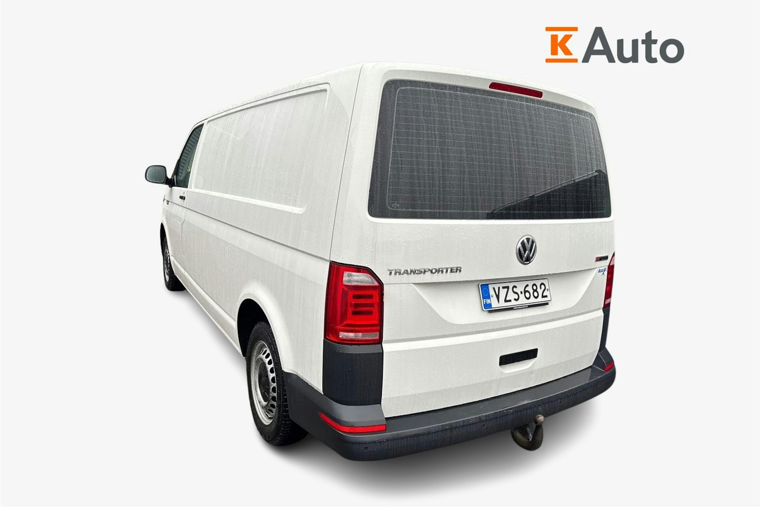 valkoinen Volkswagen Transporter 2018 kuva 2.