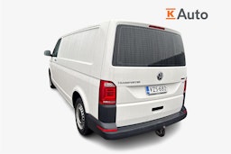 valkoinen Volkswagen Transporter 2018 kuva 2.