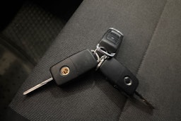 valkoinen Volkswagen Transporter 2018 kuva 19.