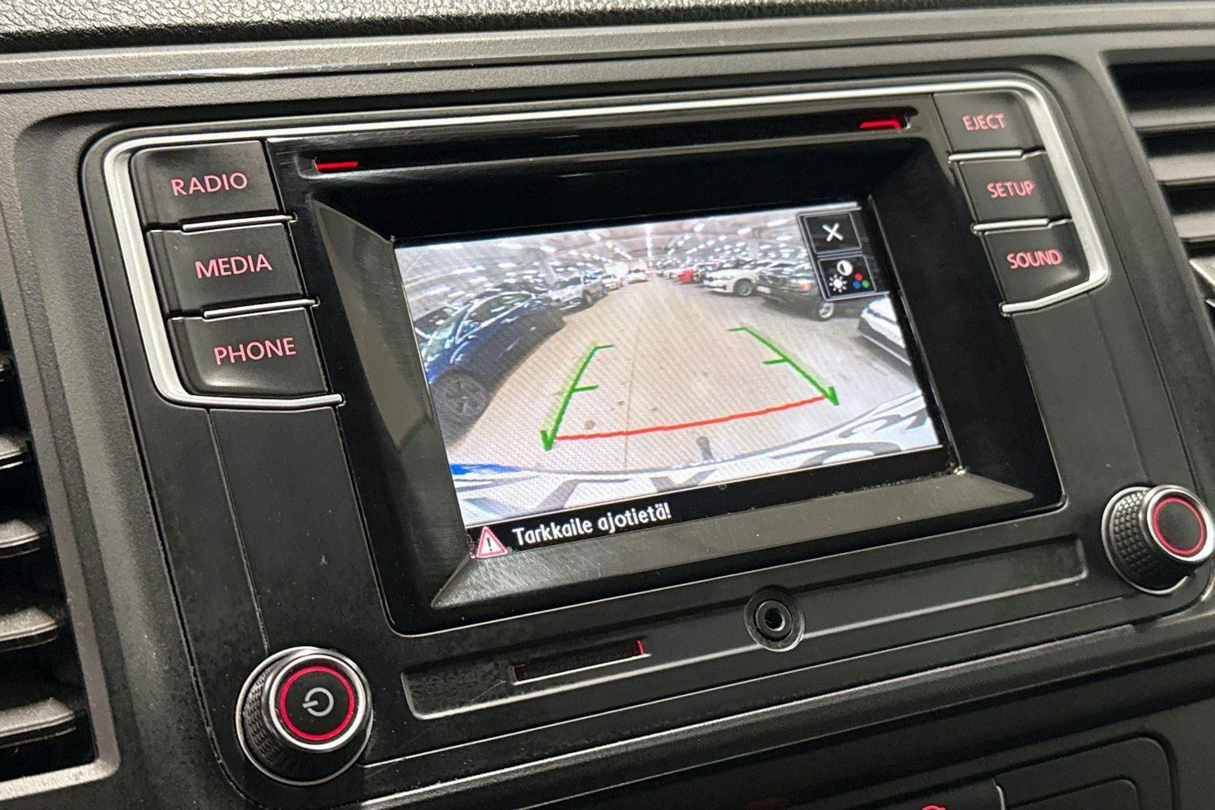 Valkoinen Volkswagen TRANSPORTER 2018 kuva 14.