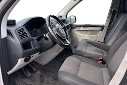 Valkoinen Volkswagen TRANSPORTER 2018 kuva 3.