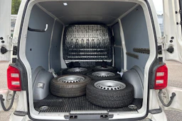 Valkoinen Volkswagen TRANSPORTER 2018 kuva 4.
