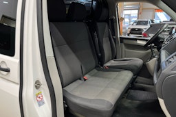 valkoinen Volkswagen Transporter 2018 kuva 8.