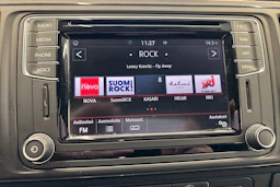 valkoinen Volkswagen Transporter 2018 kuva 11.