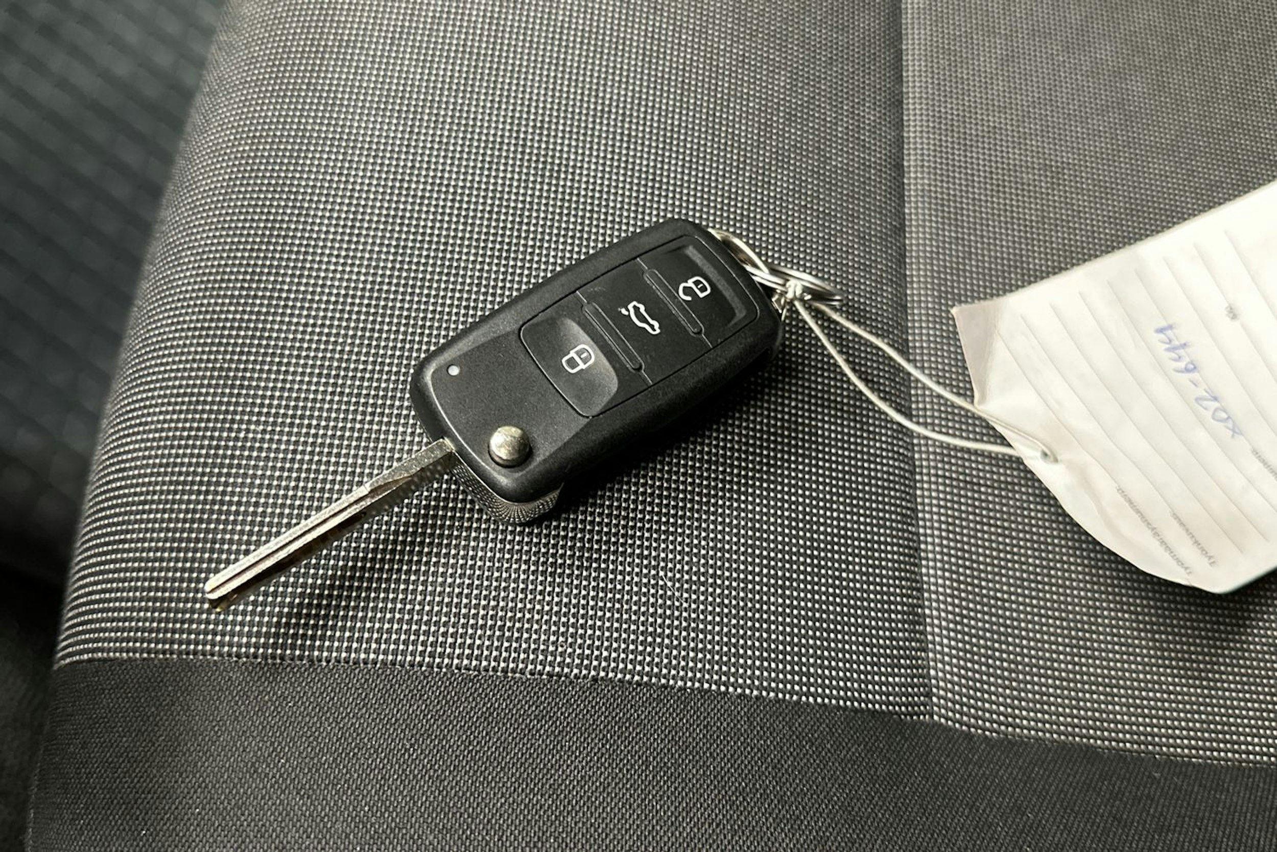 Harmaa Volkswagen TRANSPORTER 2018 kuva 20.