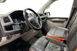 musta Volkswagen Transporter 2018 kuva 10.