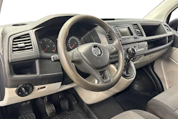 musta Volkswagen Transporter 2018 kuva 8.