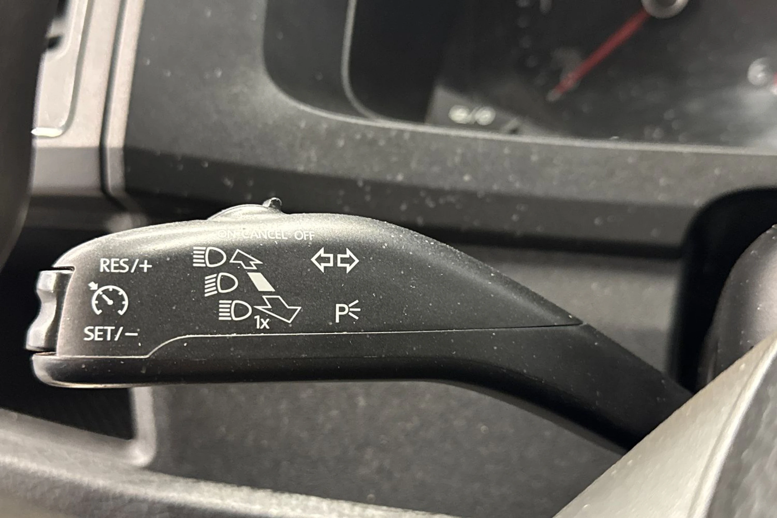 musta Volkswagen Transporter 2018 kuva 15.