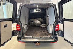 musta Volkswagen Transporter 2018 kuva 18.