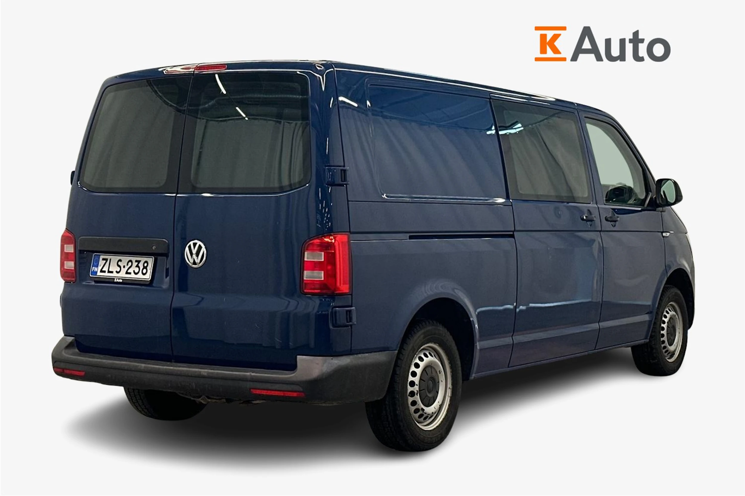 sininen Volkswagen Transporter 2018 kuva 2.
