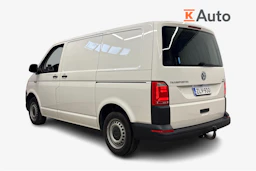 valkoinen Volkswagen Transporter 2018 kuva 2.