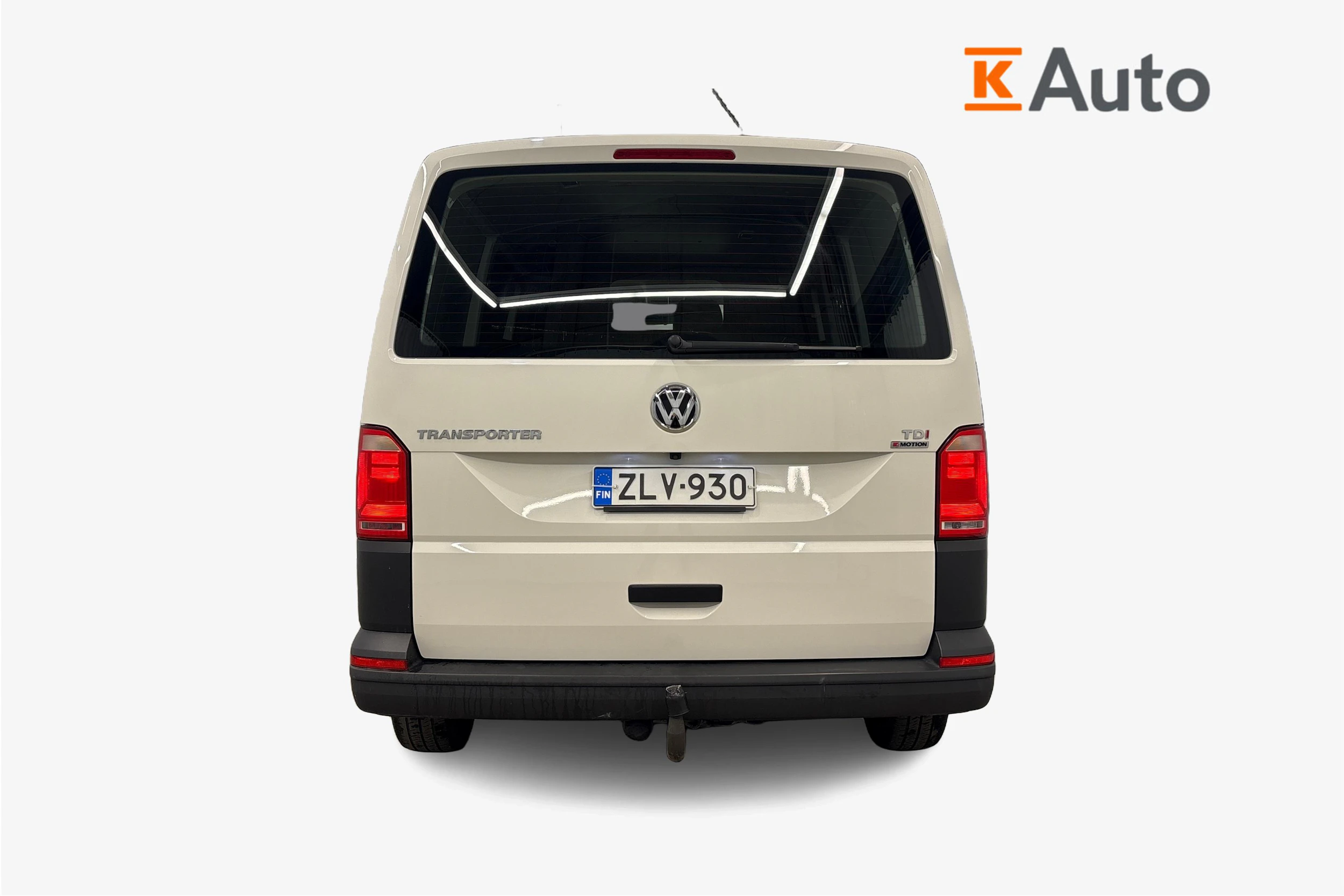 valkoinen Volkswagen Transporter 2018 kuva 3.