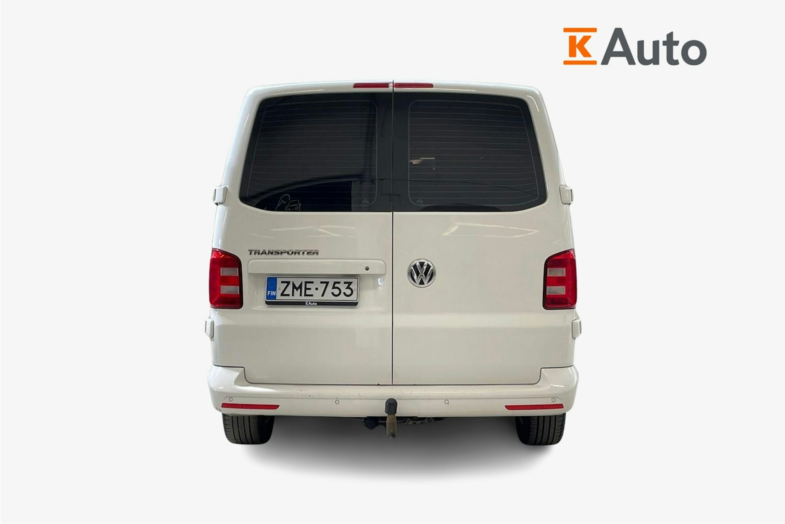 valkoinen Volkswagen Transporter 2018 kuva 3.