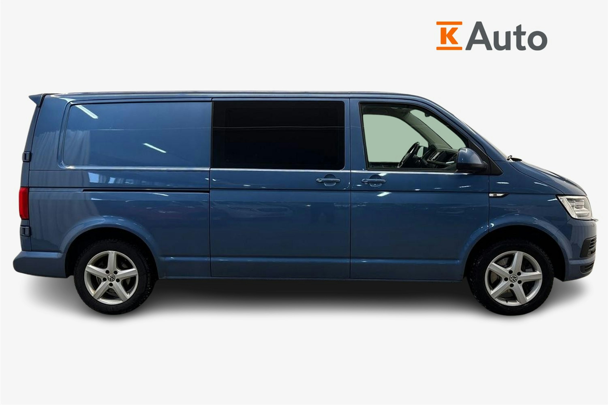 sininen Volkswagen Transporter 2018 kuva 7.