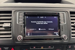 sininen Volkswagen Transporter 2018 kuva 19.